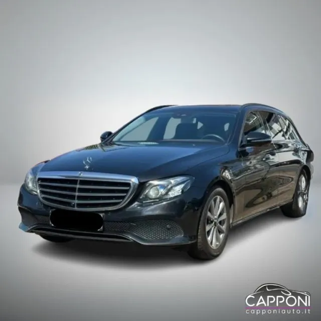 Mercedes-Benz E 220 d - Foto 1