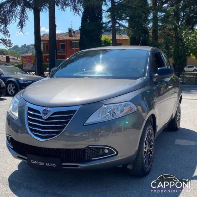 Lancia Ypsilon Ypsilon 0.9 T.Air 85CV 5p. Met.Ec. Elle - Foto 1
