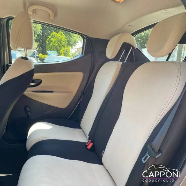 Lancia Ypsilon Ypsilon 0.9 T.Air 85CV 5p. Met.Ec. Elle - Foto 8