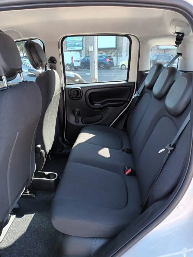 Fiat Panda 1000 HYBRID 70 CV PACK CITY 5 POSTI USB ITALIA - Foto 6