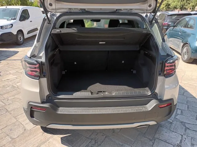 Jeep Avenger 1200 MHEV SUMMIT 110 CV AUTOM BICOLOR PACK WINTER - Foto 14