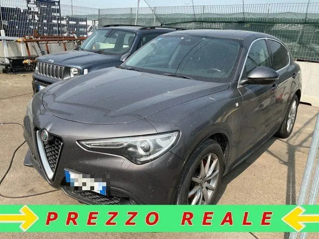 Alfa Romeo Stelvio Stelvio 2.2 T.diesel 210 CV AT8 Q4 Ti - Foto 1