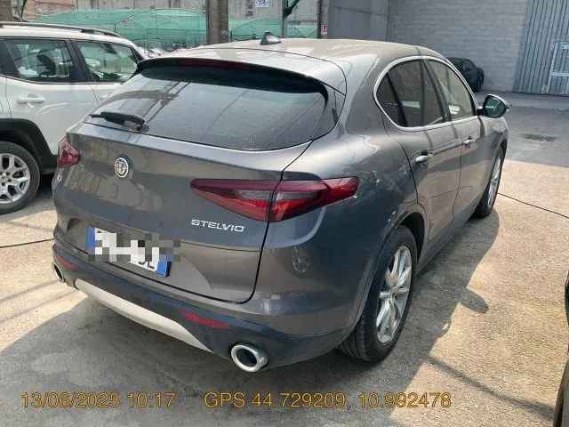 Alfa Romeo Stelvio Stelvio 2.2 T.diesel 210 CV AT8 Q4 Ti - Foto 2