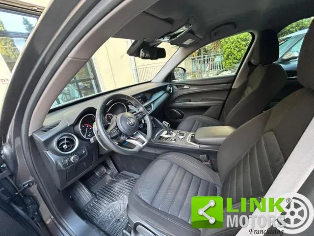 Alfa Romeo Stelvio Stelvio 2.2 T.diesel 190 CV AT8 Q4 Bus. - Foto 2