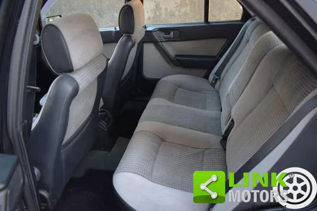 Alfa Romeo 155 155 2.5i V6 - Foto 5