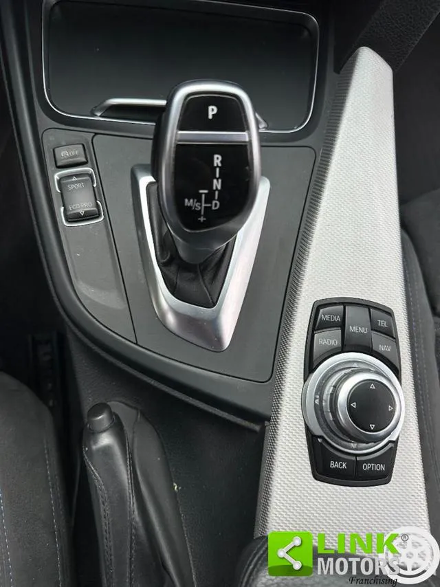 Bmw 320 d xDrive Touring Msport - Foto 13
