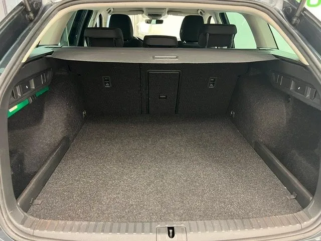 Skoda Octavia IV -  Wagon 1.5 g-tec Executive 130cv dsg - Foto 14