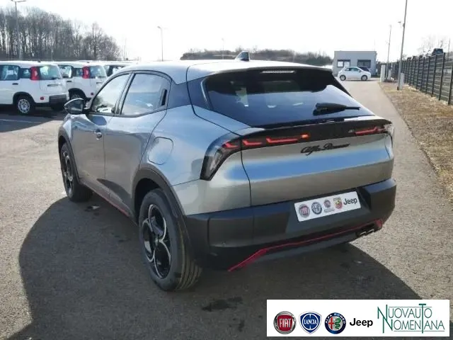 Alfa Romeo Junior 1.2 136 CV Hybrid eDCT6 Speciale/  Pack TECNOLOGI - Foto 7