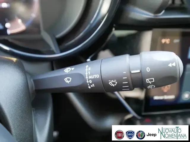 Alfa Romeo Junior 1.2 136 CV Hybrid eDCT6 Speciale/  Pack TECNOLOGI - Foto 10