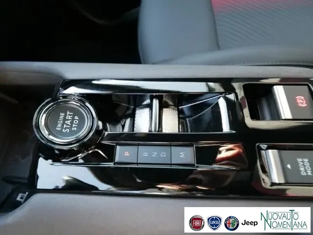Alfa Romeo Junior 1.2 136 CV Hybrid eDCT6 Speciale/  Pack TECNOLOGI - Foto 13