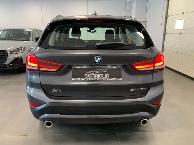 Bmw X1 sDrive 18d xLine Automatico - Foto 5