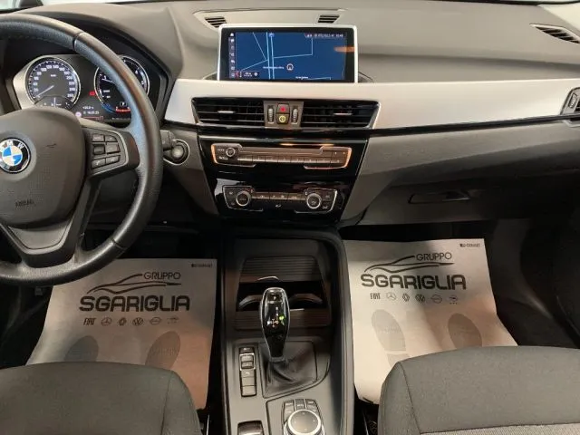 Bmw X1 sDrive 18d xLine Automatico - Foto 8