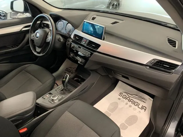 Bmw X1 sDrive 18d xLine Automatico - Foto 12