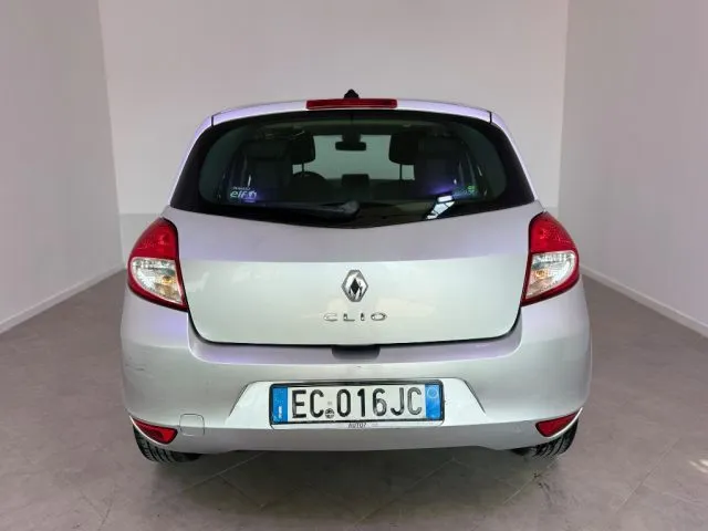 Renault Clio 1.2 16V TCE 100CV 5 porte Luxe - Foto 9