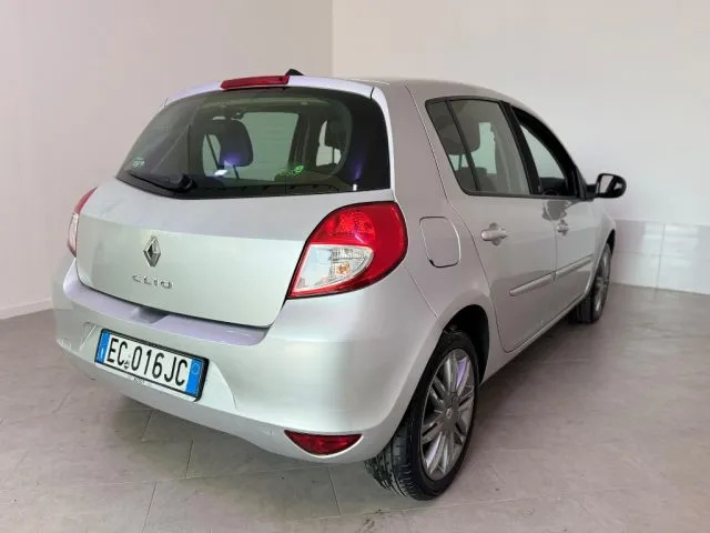 Renault Clio 1.2 16V TCE 100CV 5 porte Luxe - Foto 11