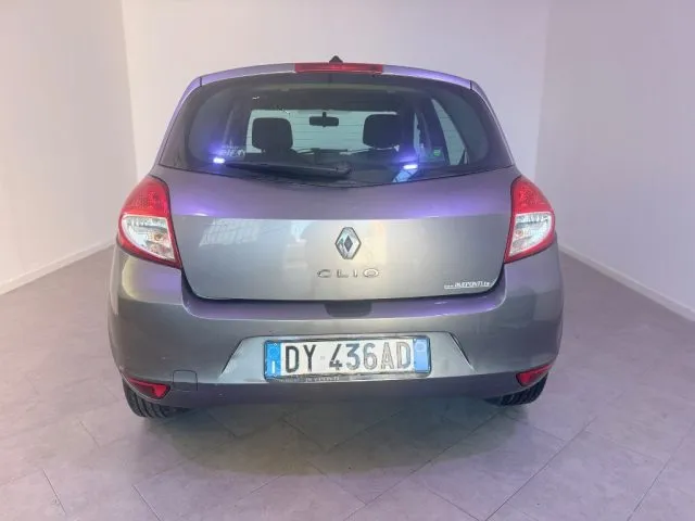 Renault Clio 1.2 16V 5 porte LuxeRY - Foto 6