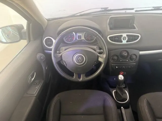 Renault Clio 1.2 16V 5 porte LuxeRY - Foto 13