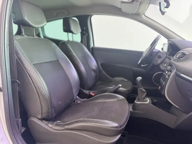 Renault Clio 1.2 16V 3 porte Le Iene - Foto 4