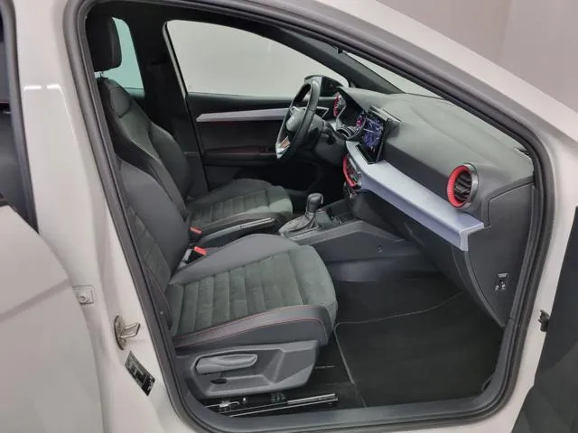 Seat Ibiza Ibiza 1.5 TSI EVO ACT DSG 5p. FR - Foto 9