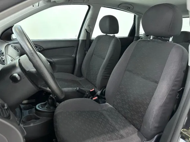 Ford Focus 1.6i 16V cat 5p.NEOPATENTATI - Foto 12