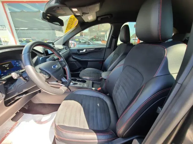 Ford Kuga 2.5 Plug In Hybrid 225 CV CVT 2WD ST-Line X - Foto 6