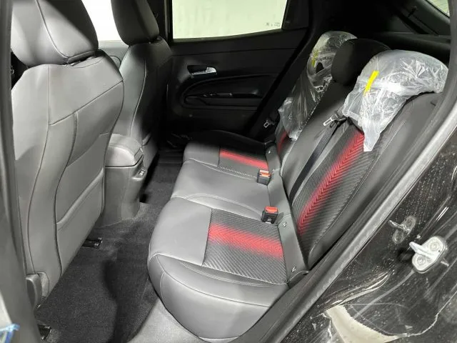 Alfa Romeo Junior 1.2 145 CV Hybrid eDCT6 Q4 - Foto 11