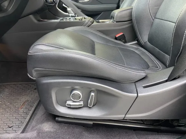 Jaguar E-Pace 1.5 I3 160 CV Auto R-Dynamic S - Foto 13