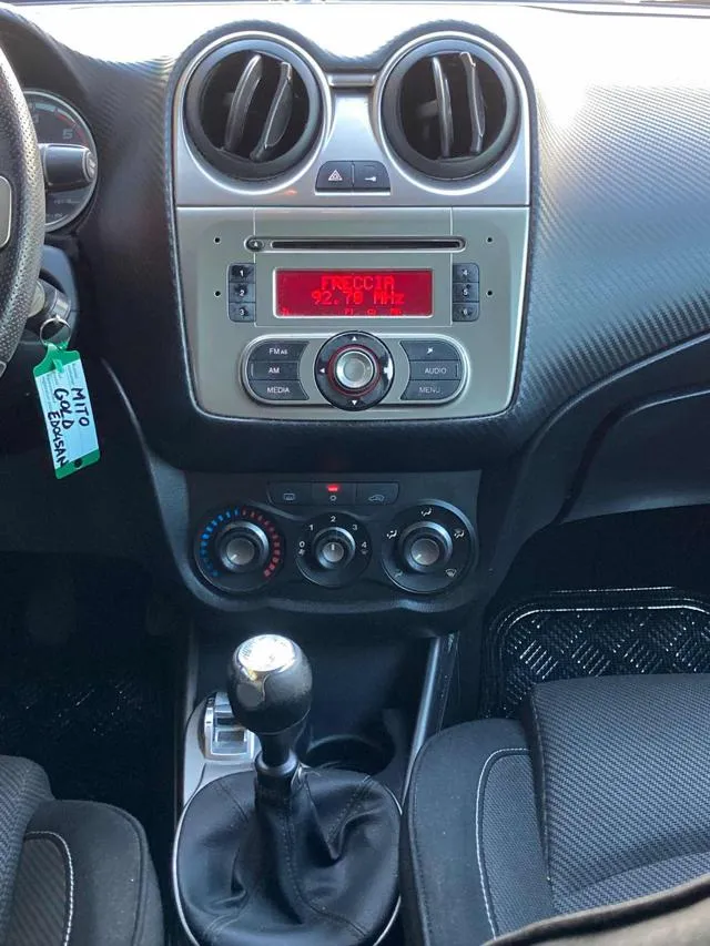 Alfa Romeo MiTo MiTo 1.3 JTDm-2 95 CV S&S Dist. SP - Foto 11