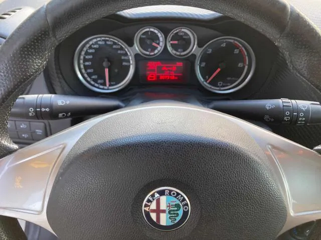 Alfa Romeo MiTo MiTo 1.3 JTDm-2 95 CV S&S Dist. SP - Foto 12