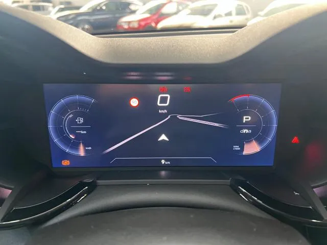 Alfa Romeo Junior 1.2 145 CV Hybrid eDCT6 Speciale PACK TECHNO - Foto 11