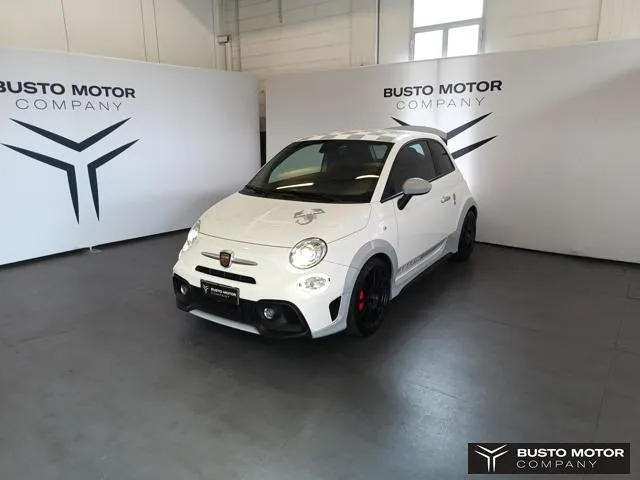 Abarth 695 - dettaglio 3