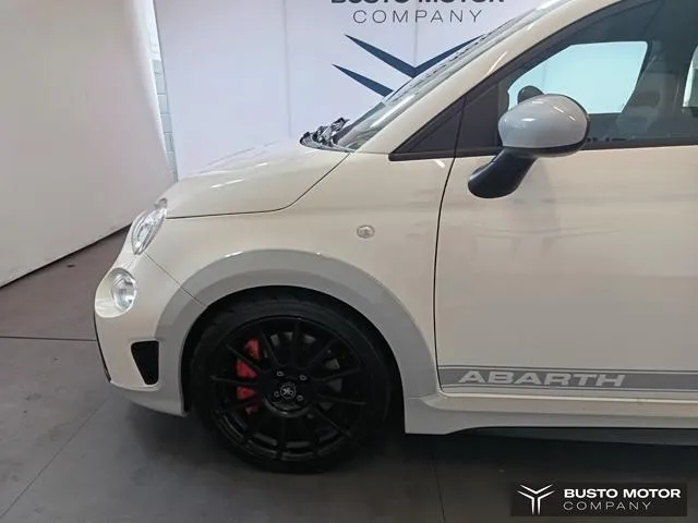 Abarth 695 - dettaglio 7