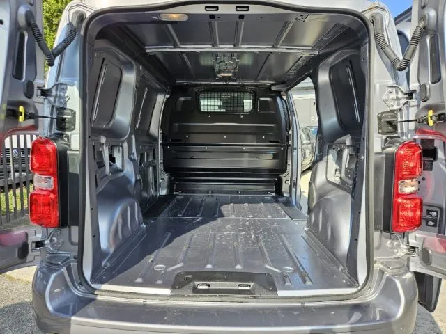 Opel Vivaro 2.0 Diesel 145CV Furgone AUTOMATICO - Foto 11