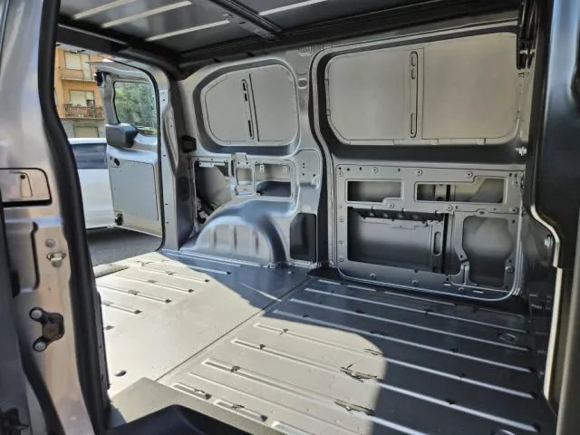 Opel Vivaro 2.0 Diesel 145CV Furgone AUTOMATICO - Foto 12