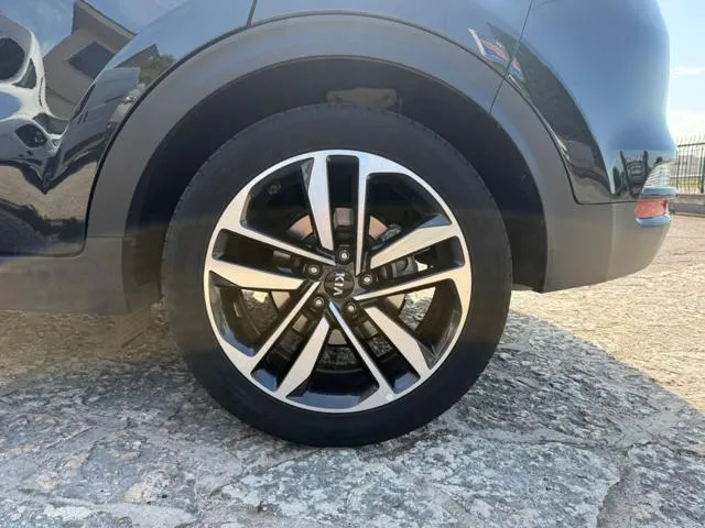 Kia Sportage 1.6 CRDI 136 CV 2WD Mild Hybrid Black Edition - Foto 11
