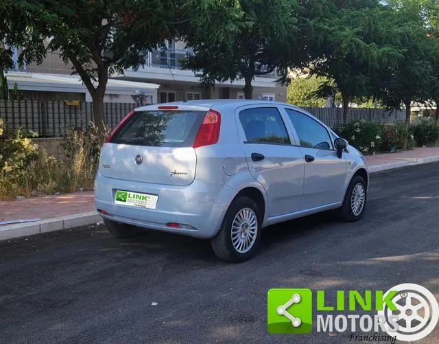 Fiat Grande Punto Grande Punto 1.4 5p. Actual Natural P. - Foto 2