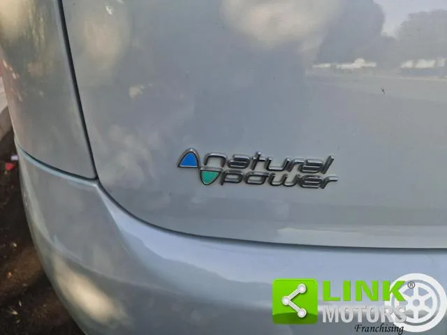 Fiat Grande Punto Grande Punto 1.4 5p. Actual Natural P. - Foto 12