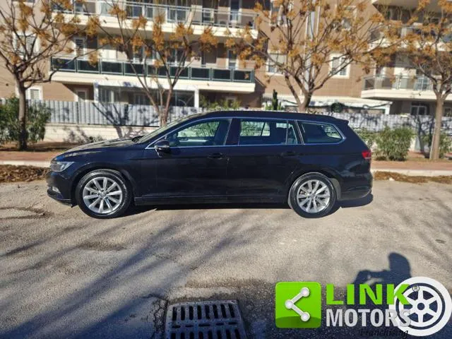 Volkswagen Passat Variant 1.6 TDI Business BlueMotion Technology - Foto 6