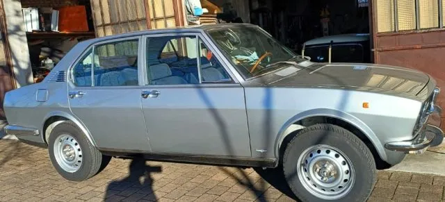 Alfa romeo alfetta - dettaglio 4