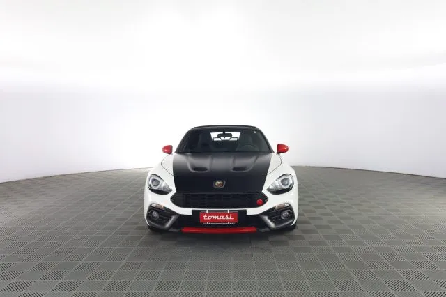 Abarth 124 spider - dettaglio 1