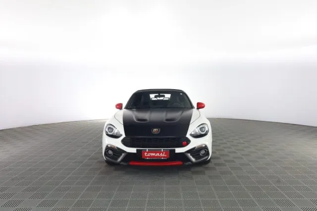 Abarth 124 spider - dettaglio 1