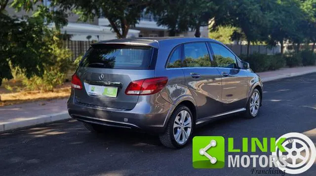 Mercedes-Benz B 200 c BENZINA/METANO - Foto 2