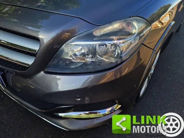 Mercedes-Benz B 200 c BENZINA/METANO - Foto 8