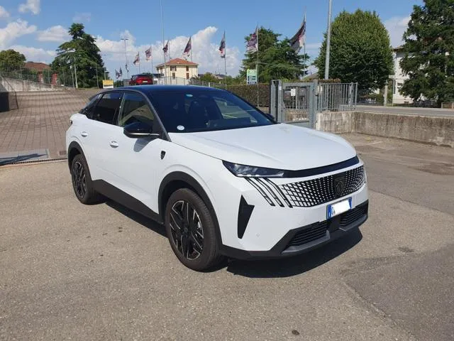 Peugeot 3008 Hybrid 136 e-DCS6 GT - Foto 4