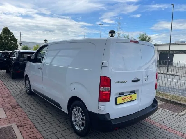 Opel Vivaro 1.5 Diesel 120CV S&S Passo corto Furgone Enjoy - Foto 6