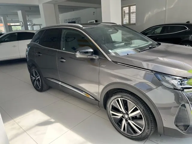 Peugeot 3008 3008 BlueHDi 130 S&S EAT8 GT Pack - Foto 5