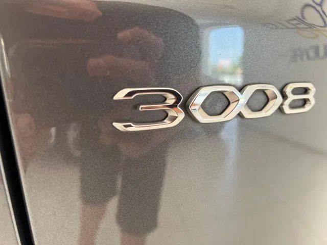 Peugeot 3008 3008 BlueHDi 130 S&S EAT8 GT Pack - Foto 8
