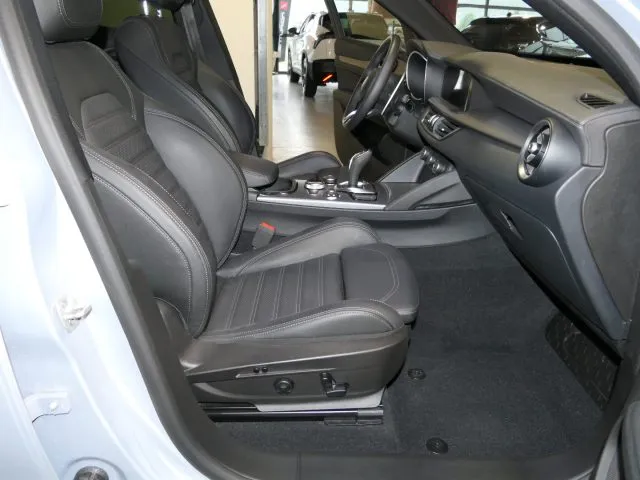 Alfa Romeo Stelvio Stelvio 2.0 Turbo 280 CV AT8 Q4 Veloce - Foto 8