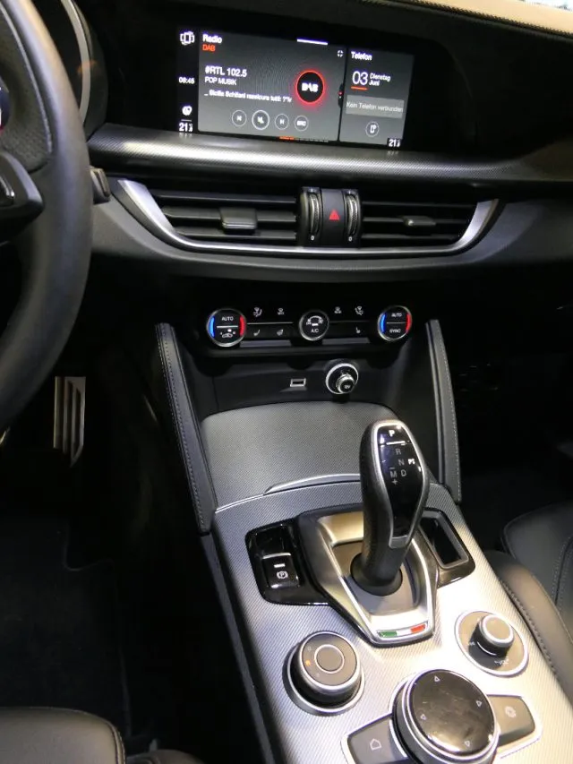 Alfa Romeo Stelvio Stelvio 2.0 Turbo 280 CV AT8 Q4 Veloce - Foto 13