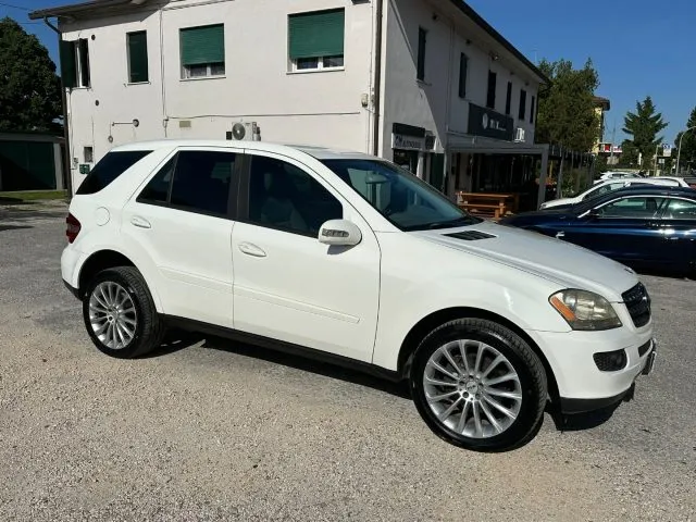 Mercedes-Benz ML 350 Leggi testo con GPL 4X4 AUTOMATICO Sport - Foto 9